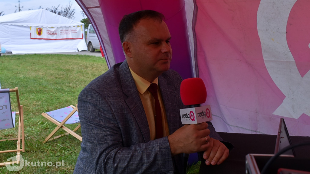 Odzyskanie praw miejskich i dożynki w Dąbrowicach