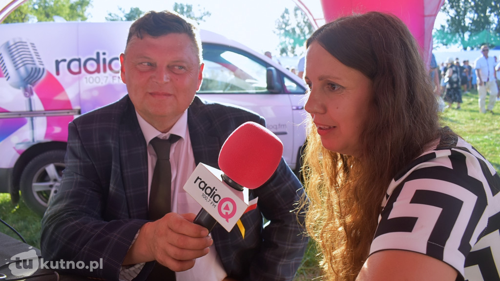 Odzyskanie praw miejskich i dożynki w Dąbrowicach