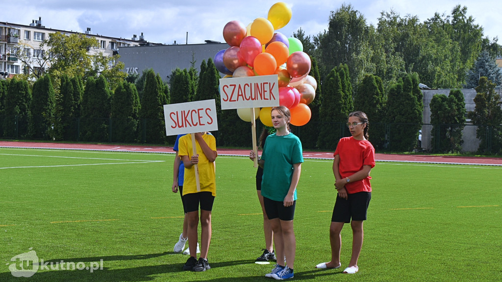 Rozpoczęcie roku szkolnego w SP nr 9 w Kutnie