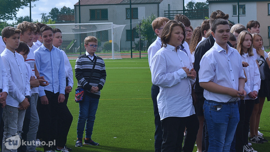 Rozpoczęcie roku szkolnego w SP nr 9 w Kutnie