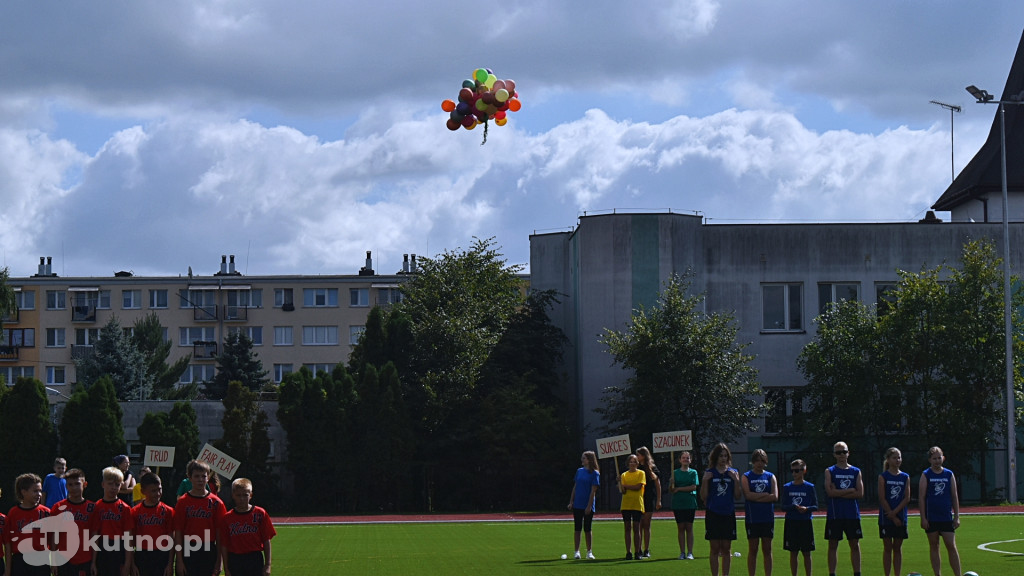 Rozpoczęcie roku szkolnego w SP nr 9 w Kutnie