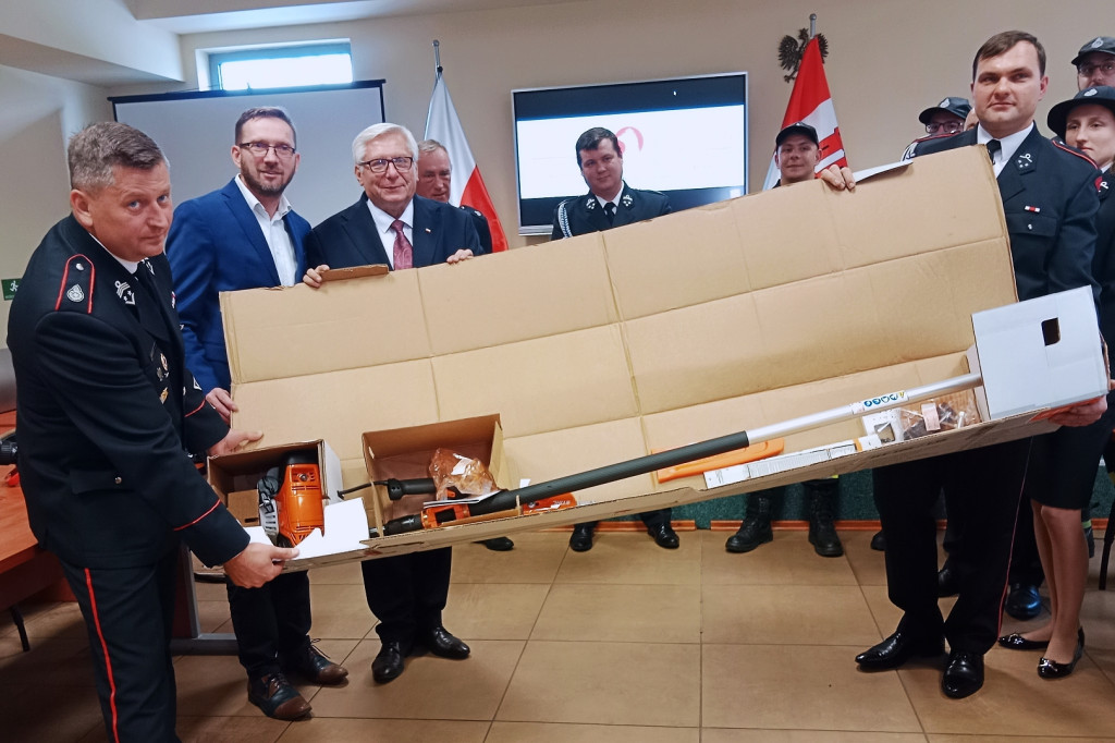 Nowy sprzęt dla druhów OSP w Gminie Bedlno