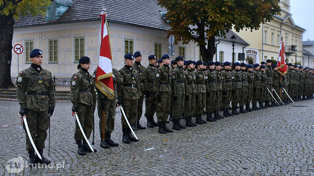 Przysięga i pokazy kadetów liceów mundurowych