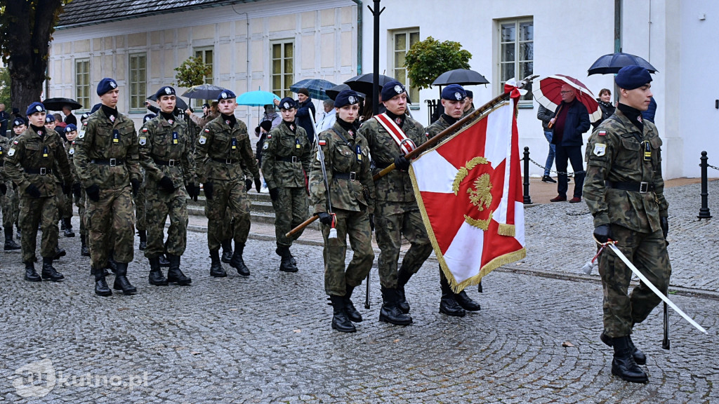 Przysięga i pokazy kadetów liceów mundurowych
