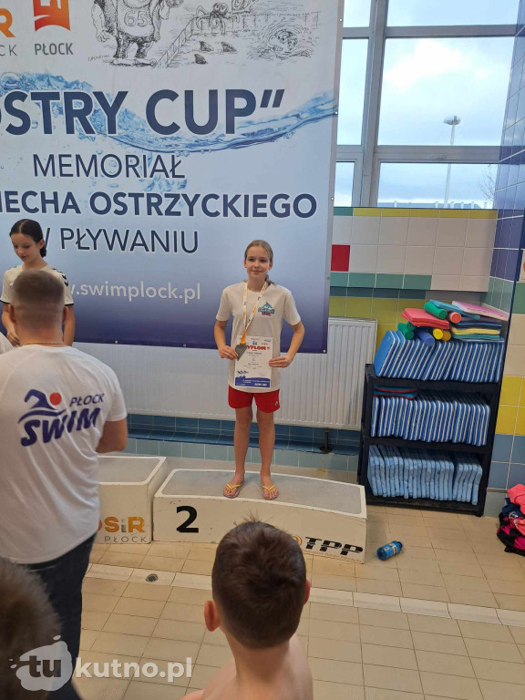UKS Delfinek Kutno z workiem medali