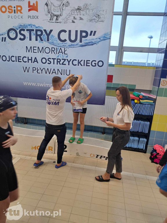 UKS Delfinek Kutno z workiem medali