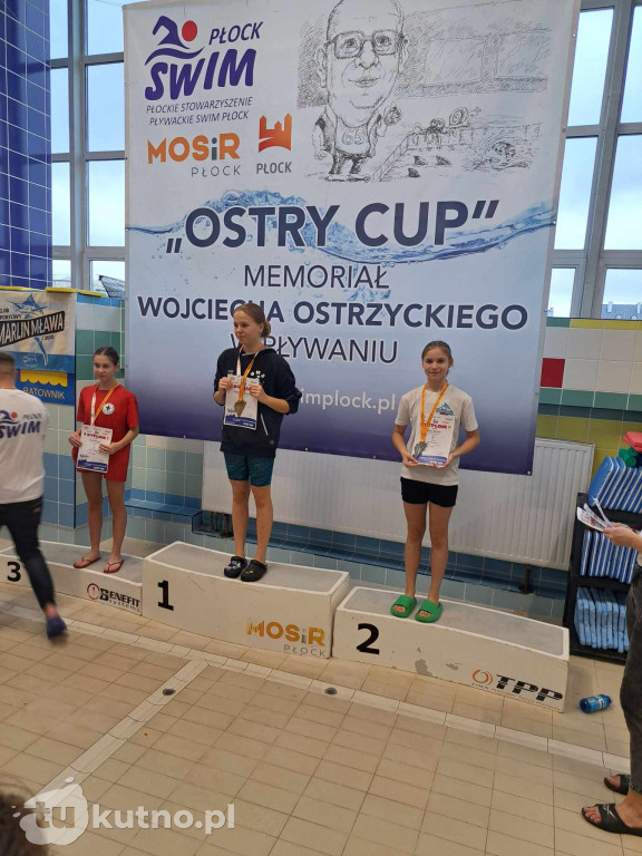UKS Delfinek Kutno z workiem medali