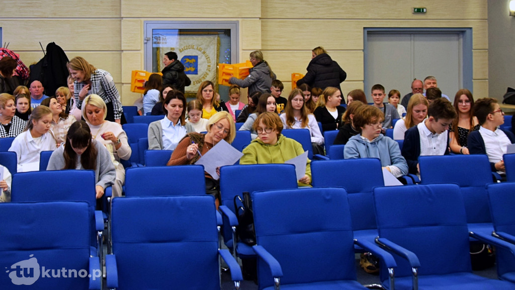 Konferencja i debata 'Oddajemy Wam Głos'