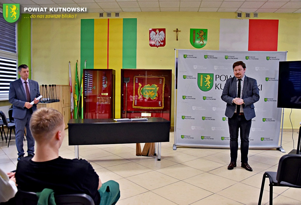 Powiatowy konkurs z okazji Święta Niepodległości