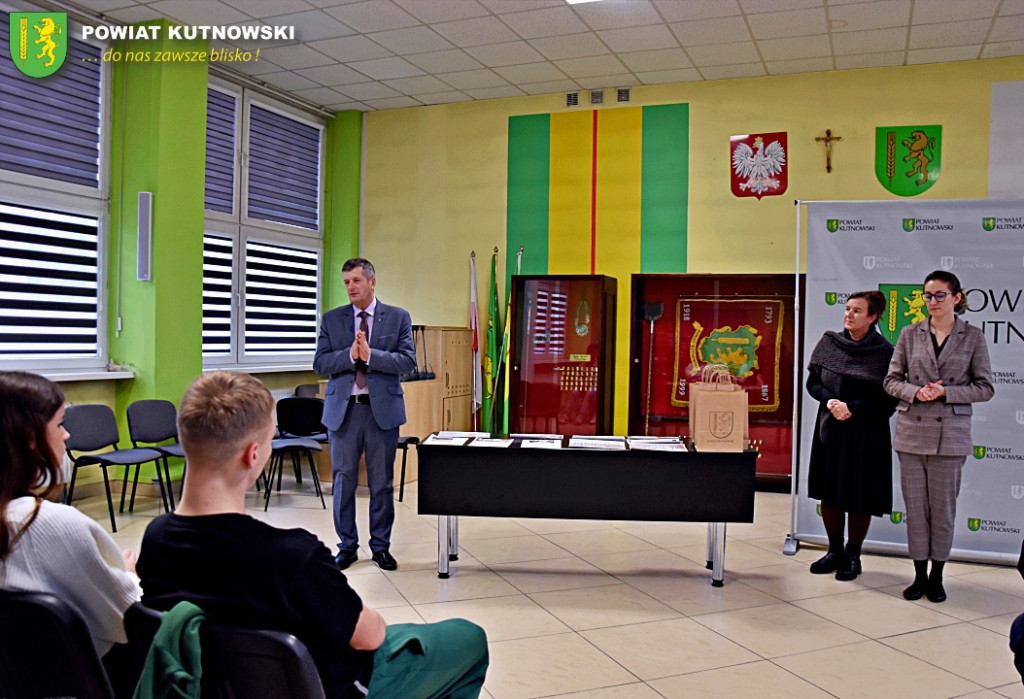 Powiatowy konkurs z okazji Święta Niepodległości