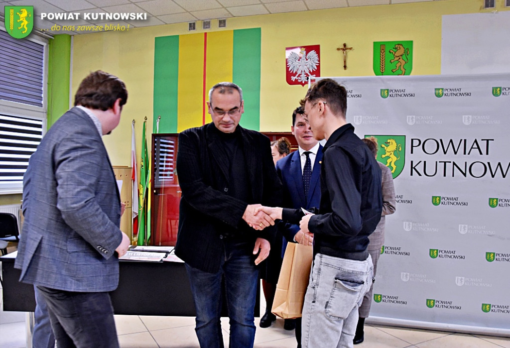 Powiatowy konkurs z okazji Święta Niepodległości