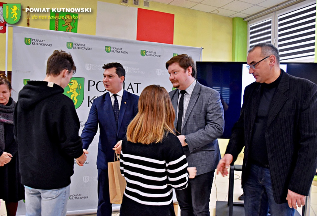 Powiatowy konkurs z okazji Święta Niepodległości