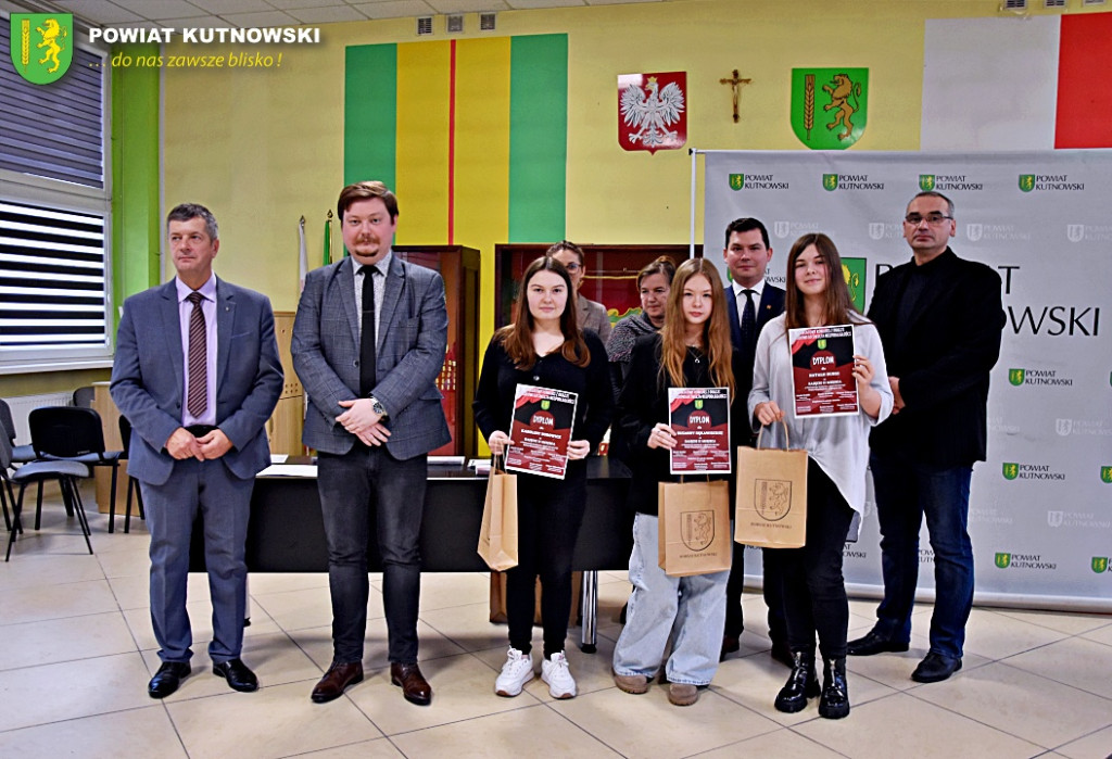 Powiatowy konkurs z okazji Święta Niepodległości