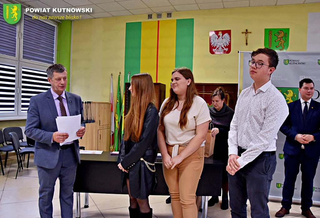 Powiatowy konkurs z okazji Święta Niepodległości