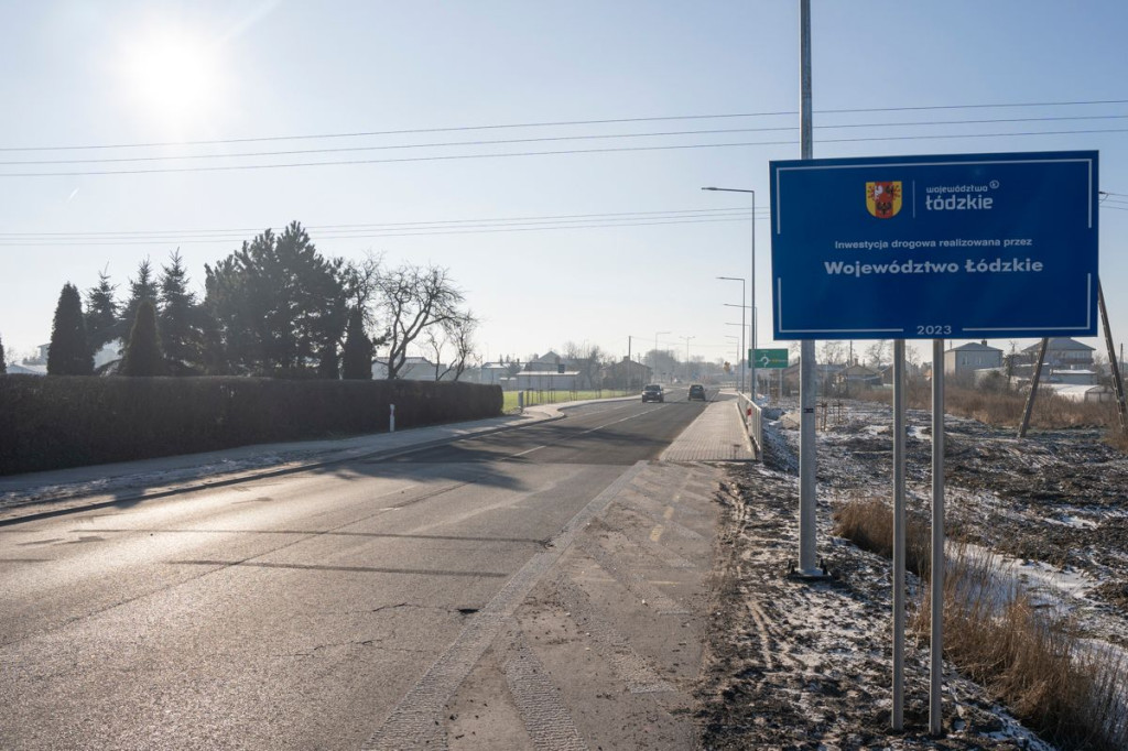 Nowe rondo w miejscowości Dobrzelin