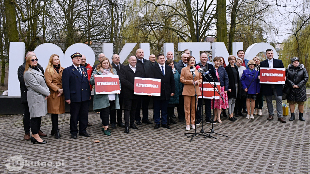Konferencja przedwyborcza PiS