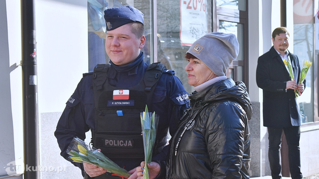 Kwiaty i słodkości z okazji Dnia Kobiet!