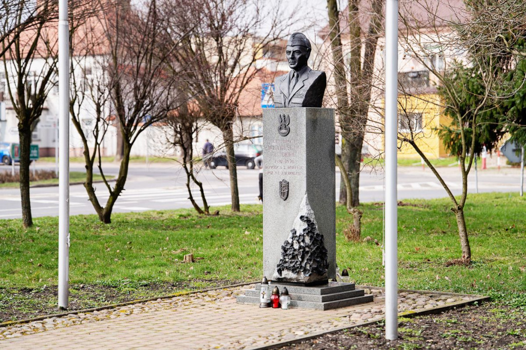 Wizyta marszałka w Dąbrowicach i Krośniewicach
