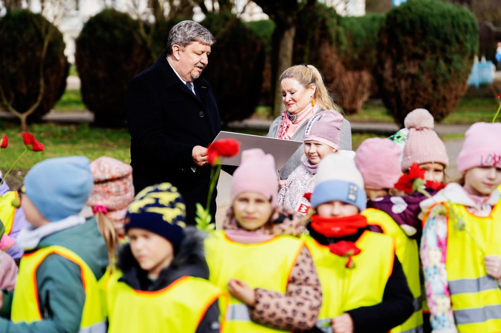 Wizyta marszałka w Dąbrowicach i Krośniewicach