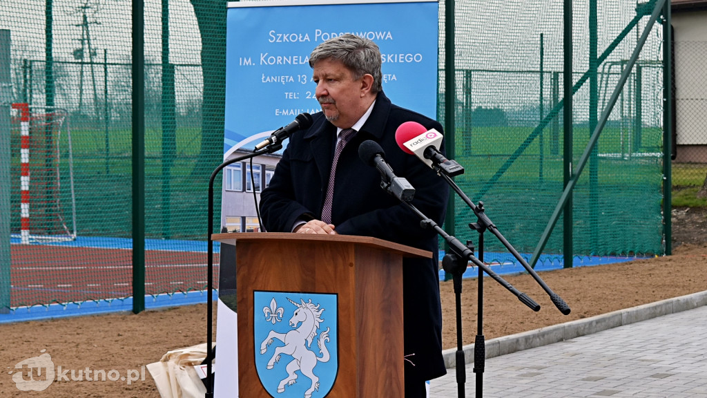 Uroczyste otwarcie boiska w Łaniętach