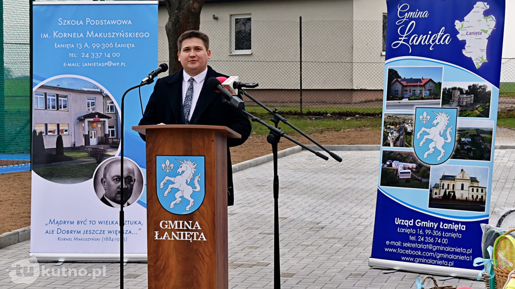 Uroczyste otwarcie boiska w Łaniętach