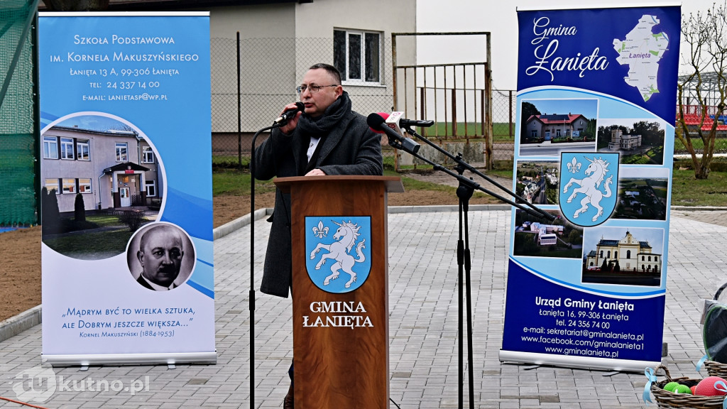 Uroczyste otwarcie boiska w Łaniętach