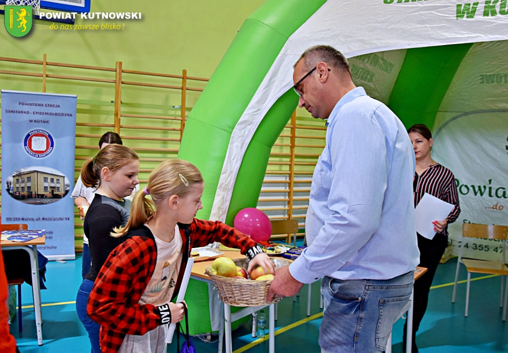 Piknik „Bądź bezpieczny i widoczny na drodze”
