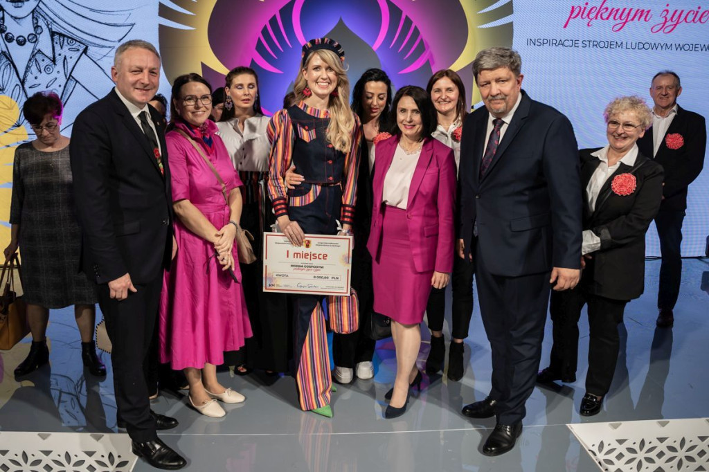 Modna gospodyni pięknym życie czyni