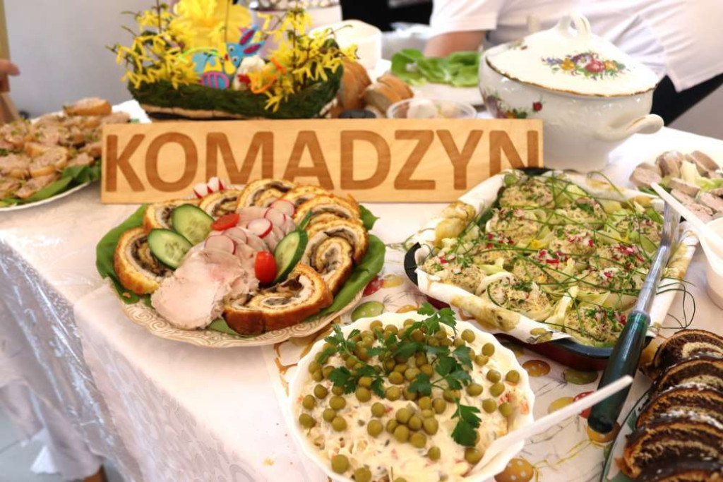 Prezentacja stołów wielkanocnych w Gminie Kutno