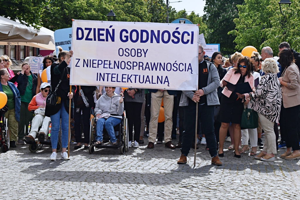 Obchody Dnia Godności w Kutnie