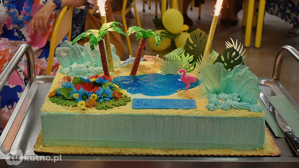 Hawajska impreza w kutnowskiej Dziewiątce