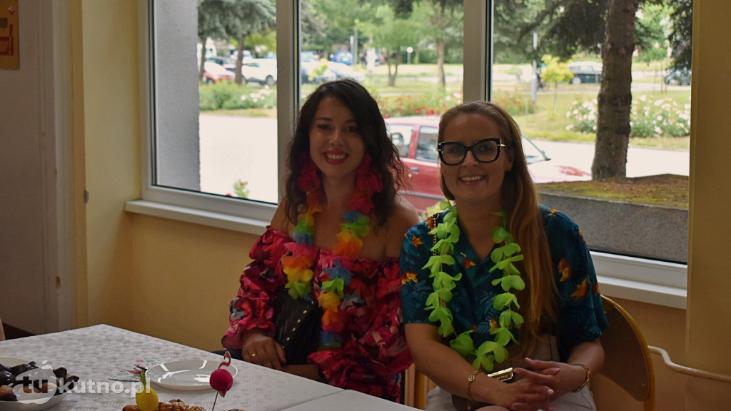 Hawajska impreza w kutnowskiej Dziewiątce