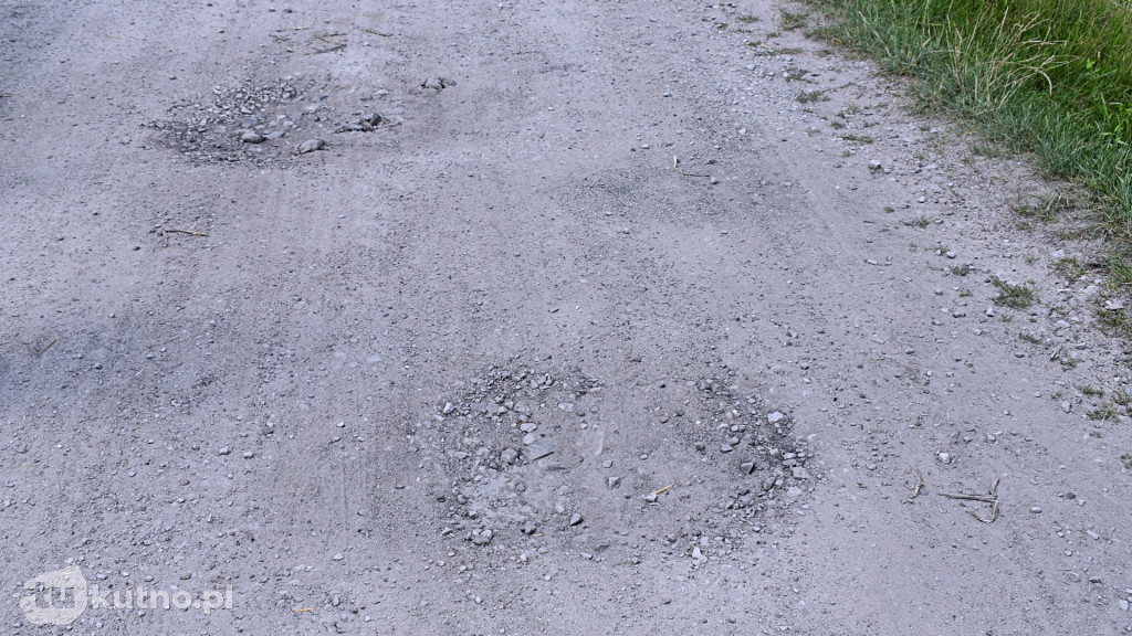 Remont drogi w miejscowości Bardzinek