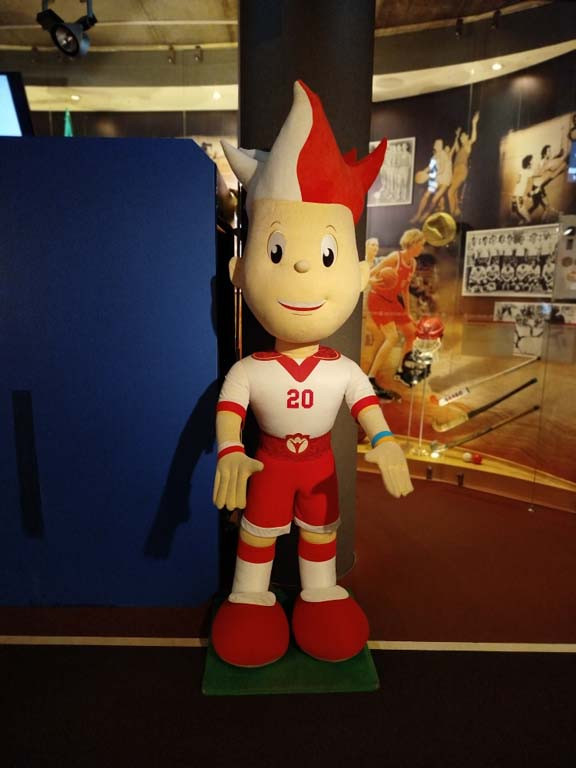 Uczniowie kutnowskiej 'Jedynki' w Muzeum Sportu