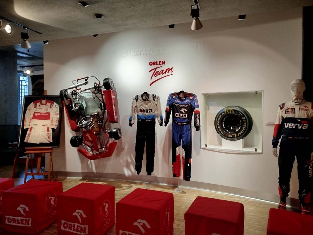 Uczniowie kutnowskiej 'Jedynki' w Muzeum Sportu