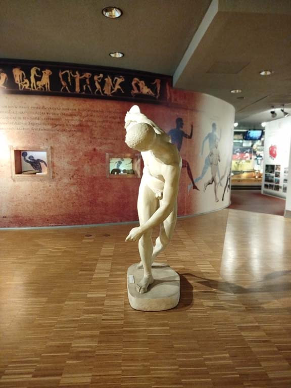 Uczniowie kutnowskiej 'Jedynki' w Muzeum Sportu