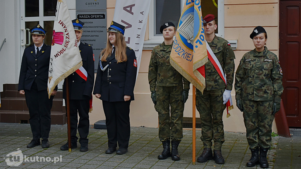 Uroczyste odsłonięcie tablicy pamiątkowej