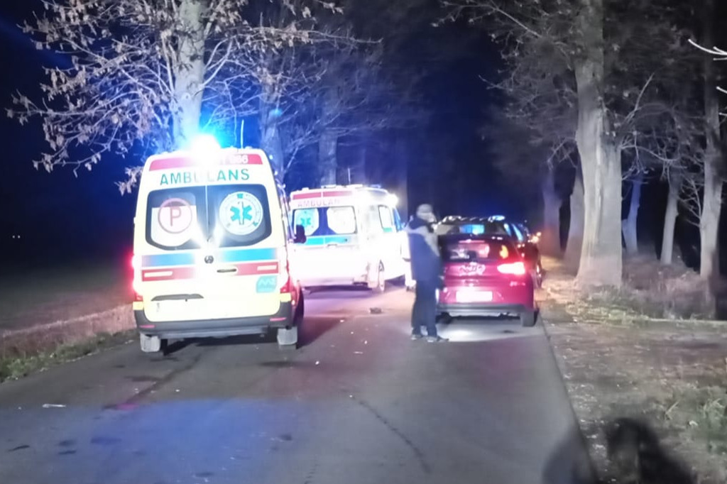 Wypadek z udziałem 3 pojazdów