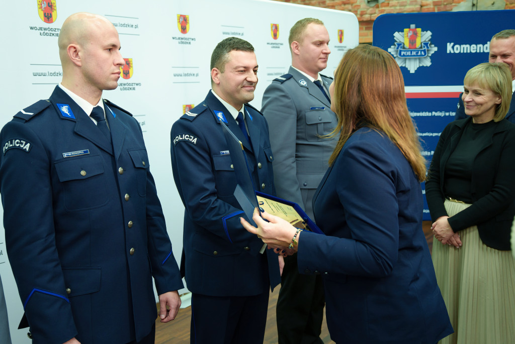 Nagrody dla strażaków i policjantów