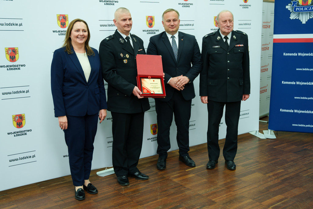Nagrody dla strażaków i policjantów