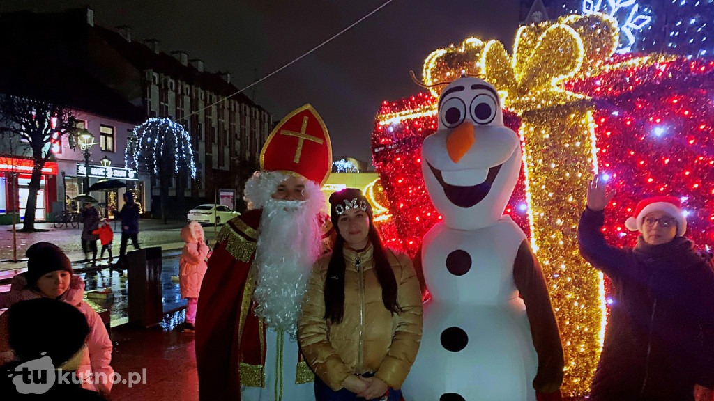 Świąteczny klimat w Kutnie - rozbłysły światełka