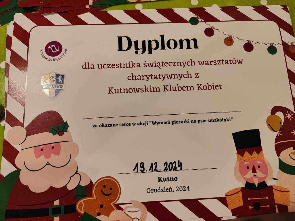 Mali pomocnicy Mikołaja