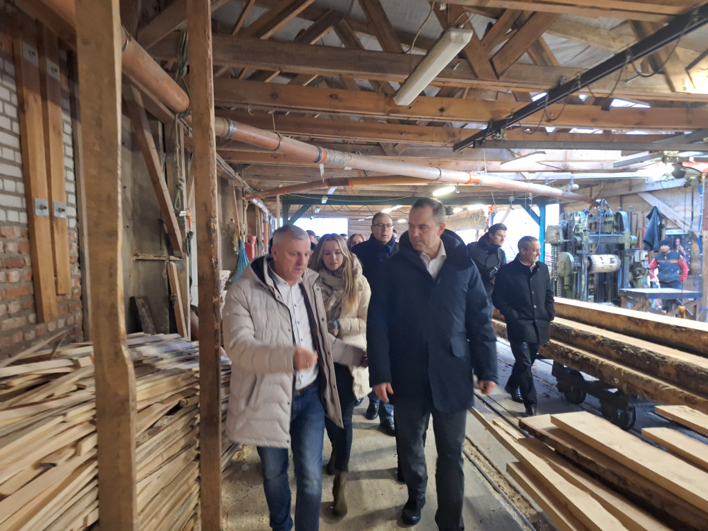 Karol Nawrocki odwiedził Leśniewice