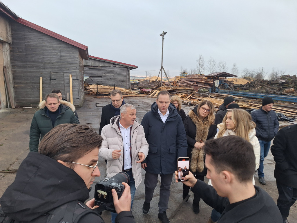 Karol Nawrocki odwiedził Leśniewice