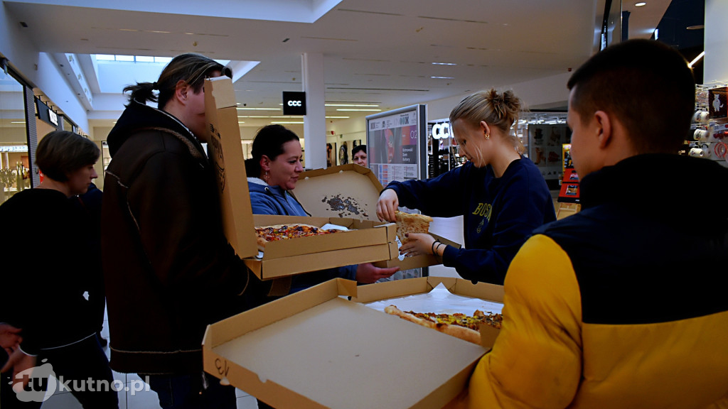 Pizza dla każdego! Świętujemy z Na Widelcu