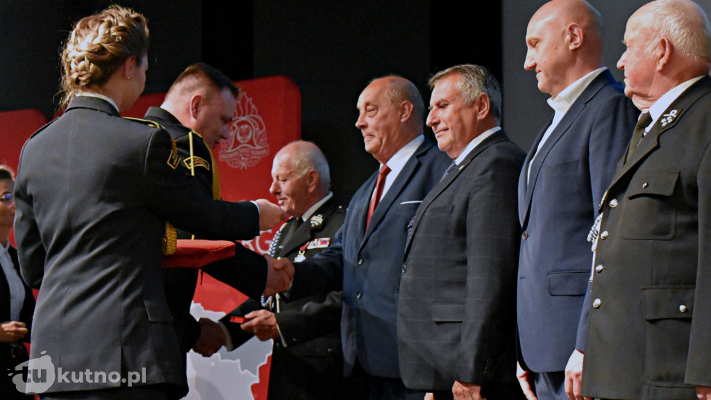 Powiatowe Obchody Dnia Strażaka w Kutnie 2025