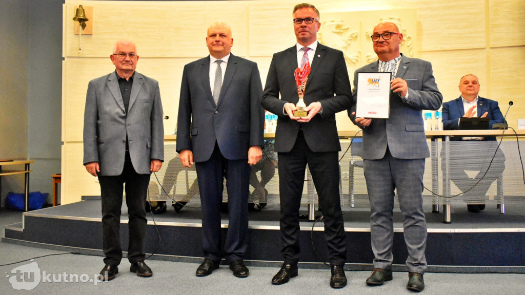 Lokalni bohaterowie nagrodzeni