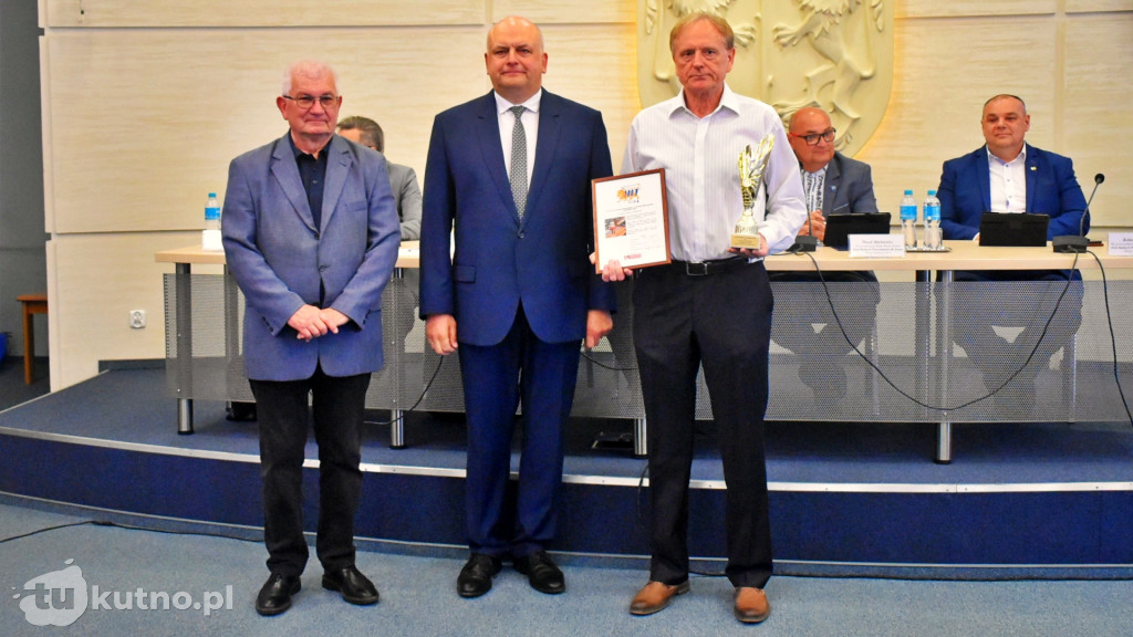 Lokalni bohaterowie nagrodzeni