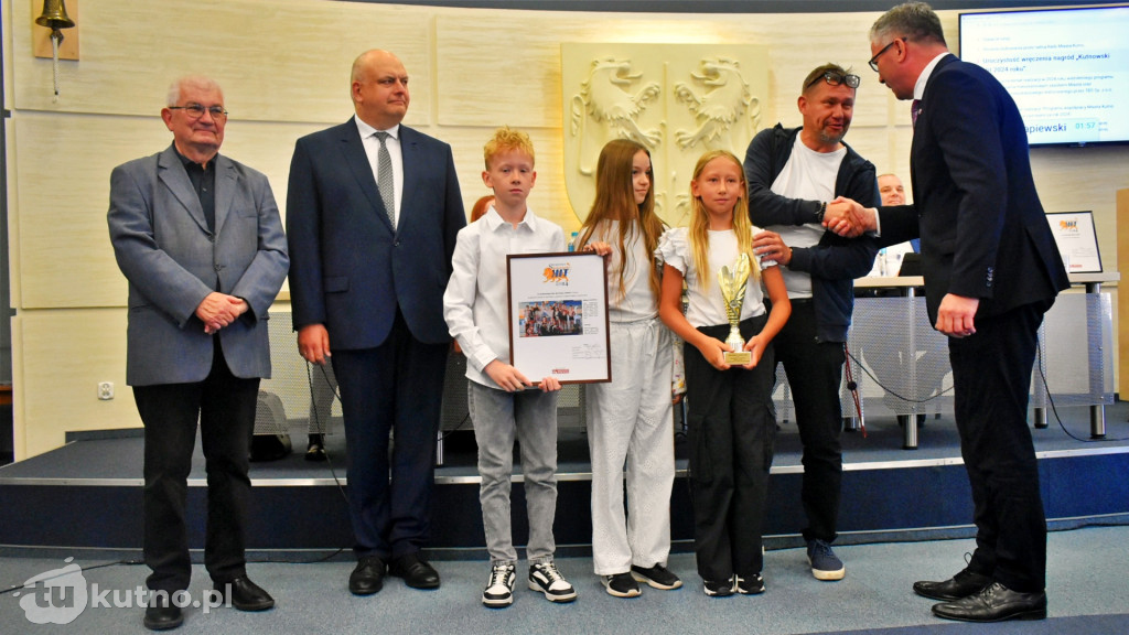 Lokalni bohaterowie nagrodzeni