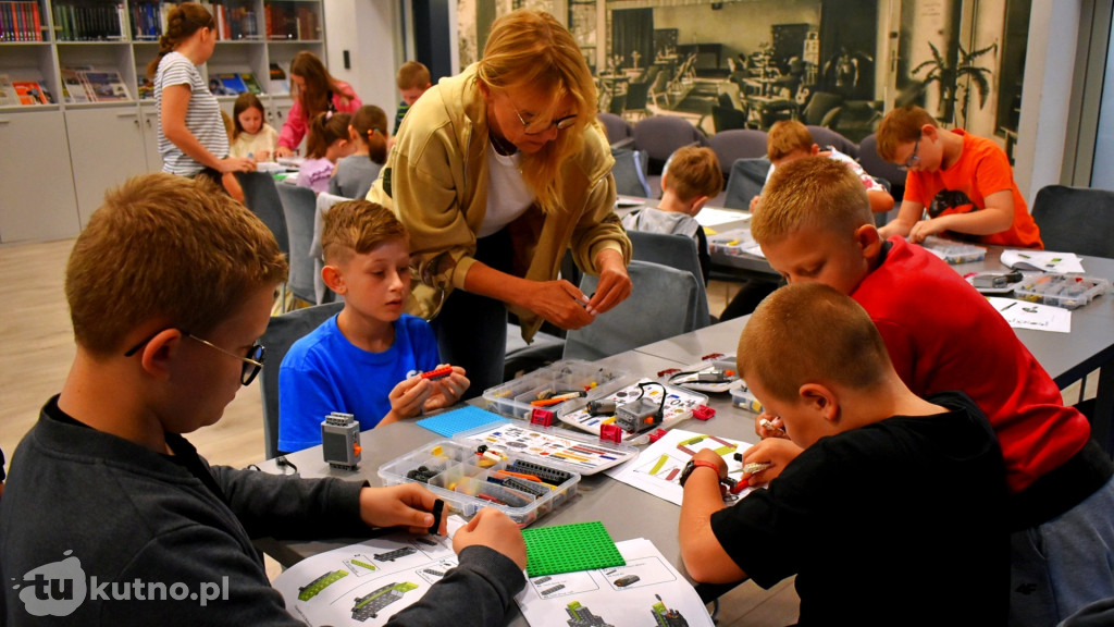 Warsztaty Lego w bibliotece.